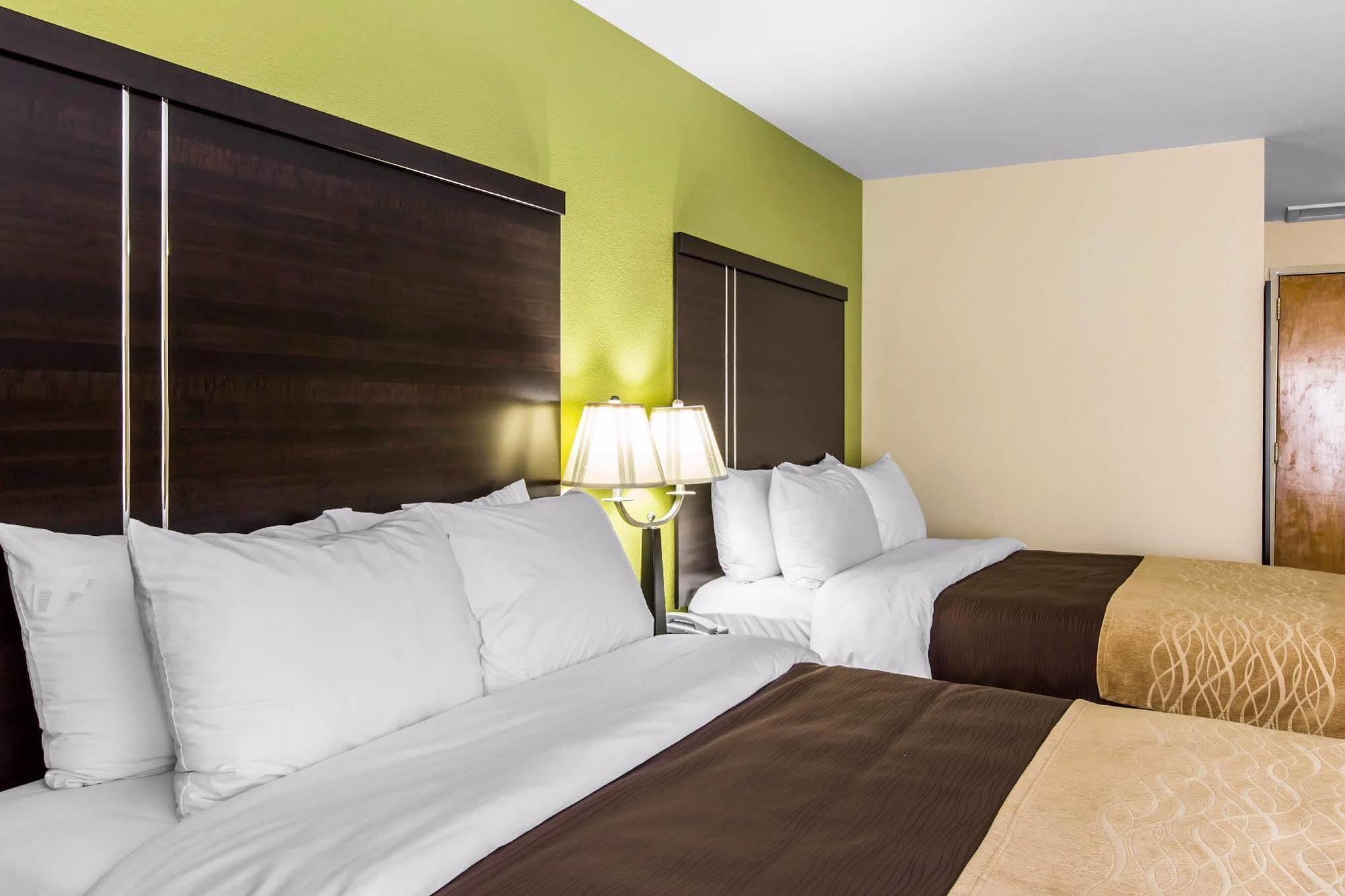 Quality Inn West Of Asheville Canton Exterior photo
